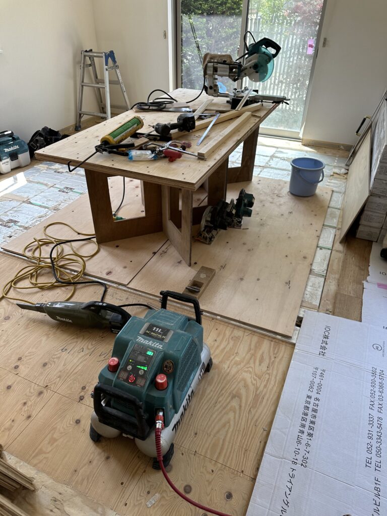 施工中