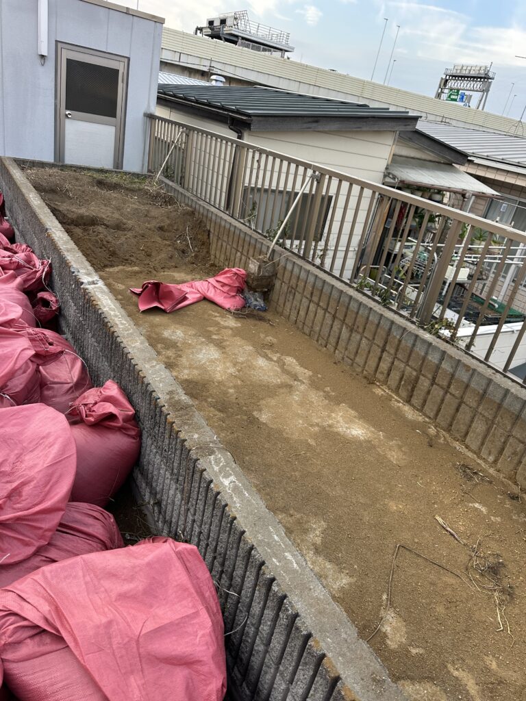 施工中
